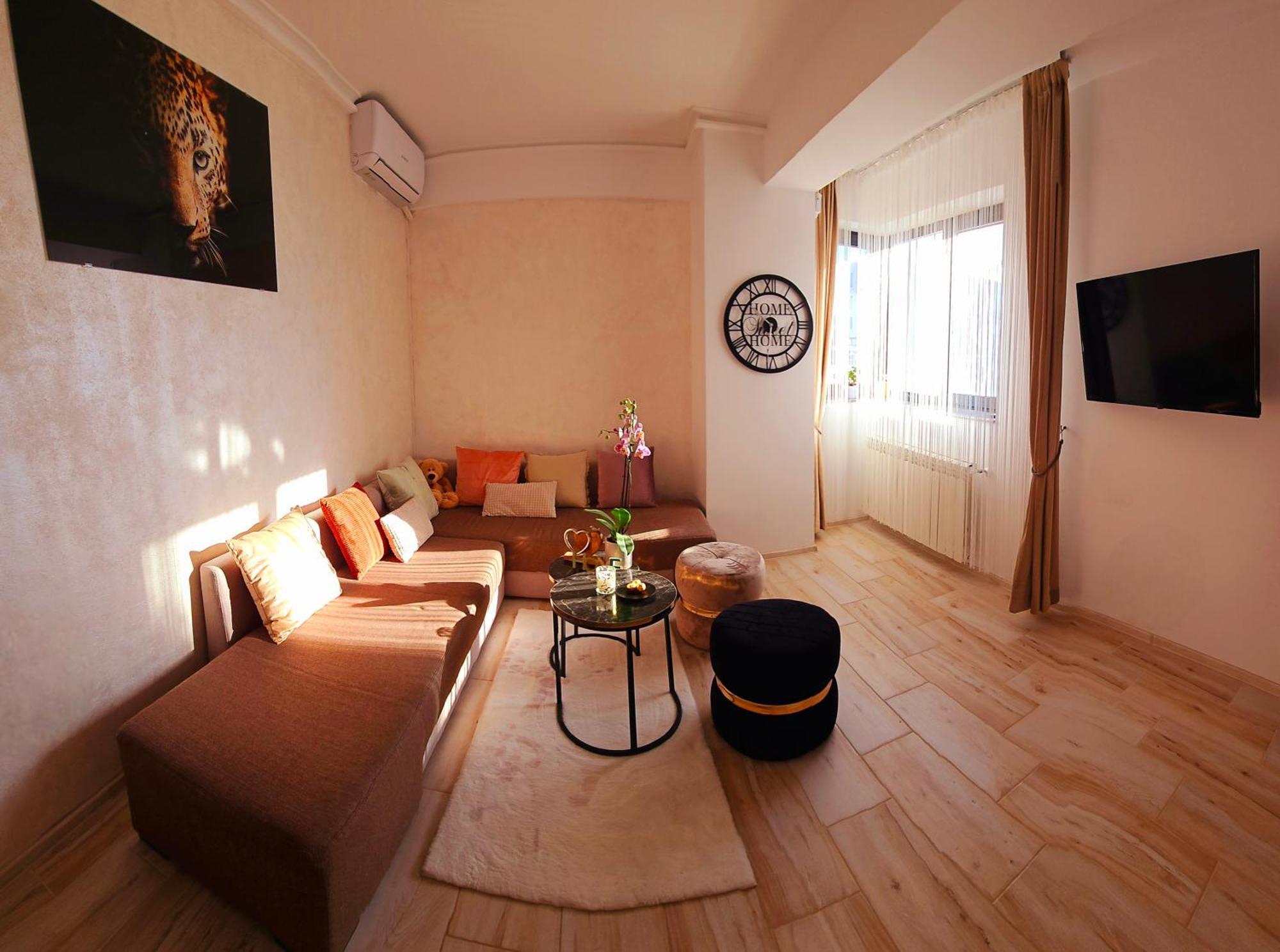 Andrew'S Apartment Central Mamaia Exteriör bild
